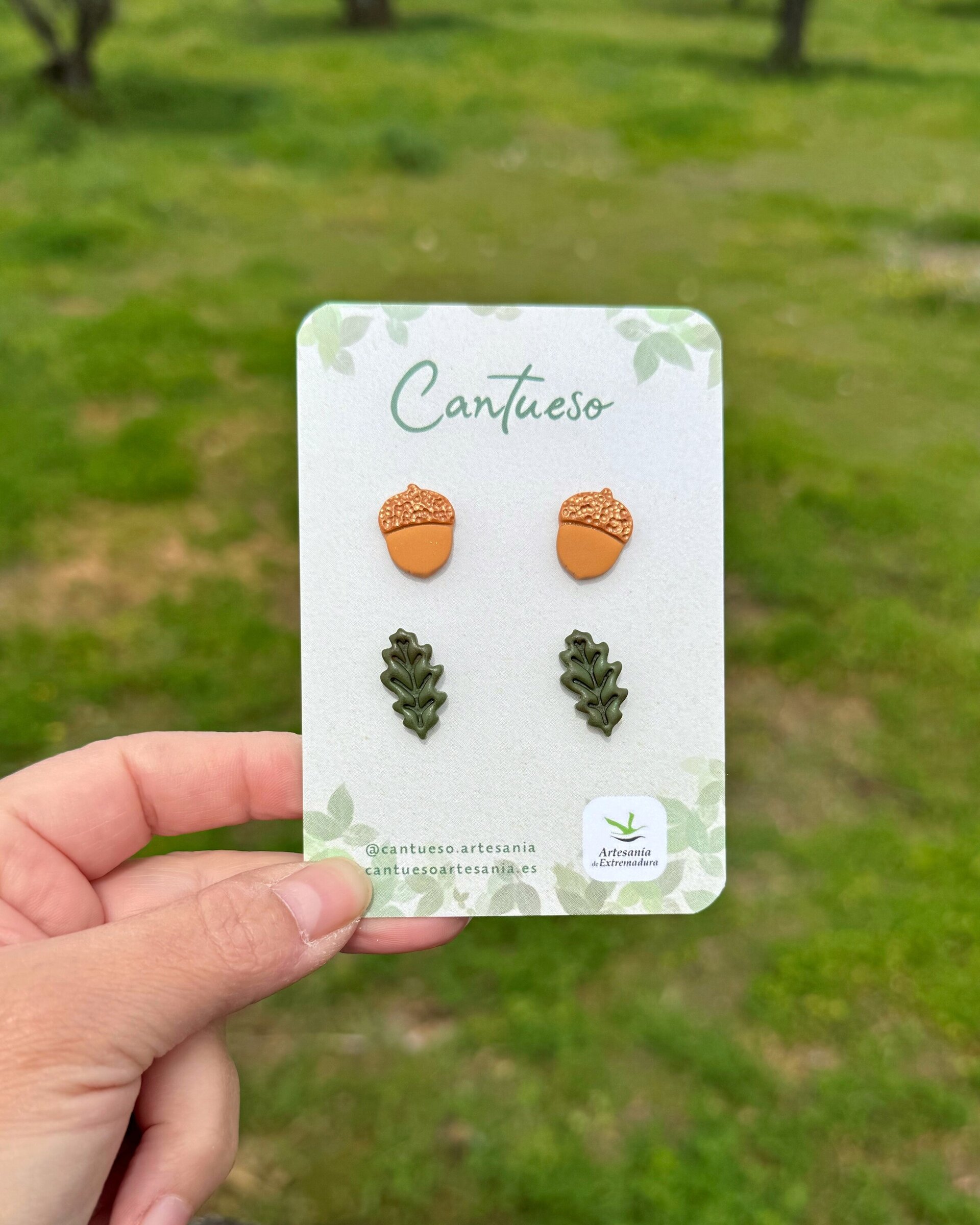 Pendientes Botón Mini Bellota/Hoja - 1