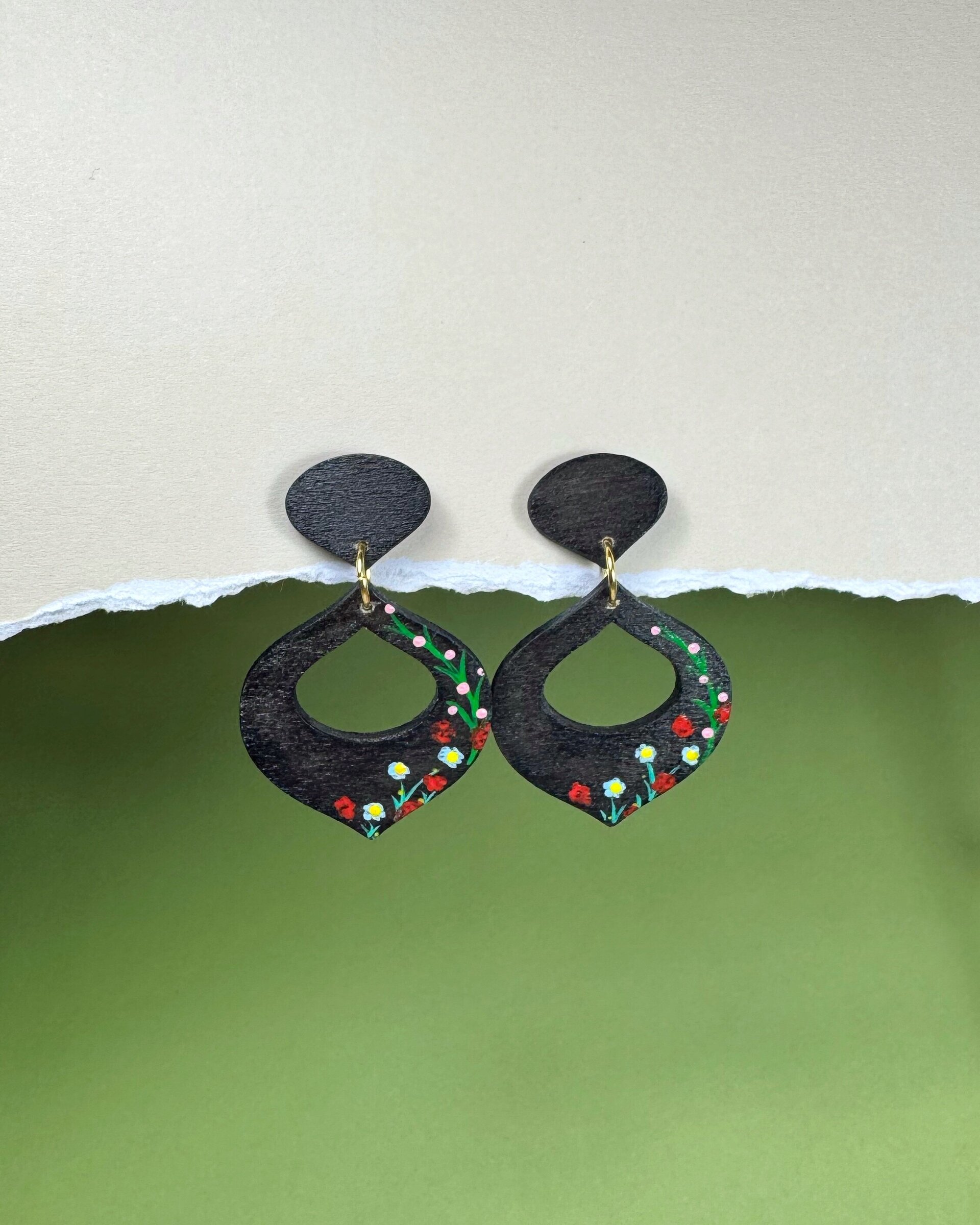 Pendientes Alcántara madera pintados a mano. - 3